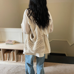 Bolso de ganchillo de verano <span class=keywords><strong>para</strong></span> mujer, hecho <span class=keywords><strong>a</strong></span> mano, con <span class=keywords><strong>asa</strong></span> de cuentas de madera, bolso de playa hueco, de gran capacidad, estilo bohemio - Product Image 5