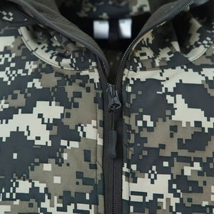 High Quality Custom Print Hunting Jacket with Zipper Closure Soft <b>Shell</b> Microfleece Lightweight Winter Outdoor Jacket - Product Image 4