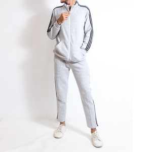 Chándal Deportivo Shaghaf para Hombre, Color Negro Básico, Tela de 400 g/m², Disponible en Stock - Product Image 1