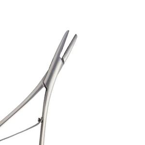 Portaagujas Mathieu de Acero Inoxidable, Manual, T.C. Dorado, 200 mm, 20-422-200, Instrumento Quirúrgico Reutilizable de Precisión para Sutura, Hermann - Product Image 5