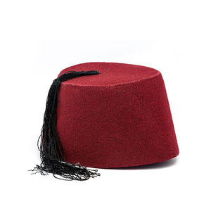 Chapeau Fez en feutre 100% laine d'Australie, bordeaux, brodé, style villageois, avec pompons dorés, vente en gros - Product Image 3