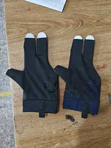 ถุงมือกีฬาแบบเต็มนิ้ว รุ่น NSL-343 ยี่ห้อ Custom Brand สำหรับมือขวา สีน้ำเงินเข้ม ผลิตจากโพลีเอสเตอร์ไลคร่า ปิดด้วยแถบตีนตุ๊กแก ใช้ได้ทั้งชายและหญิง ทุกฤดูกาล - Product Image 2