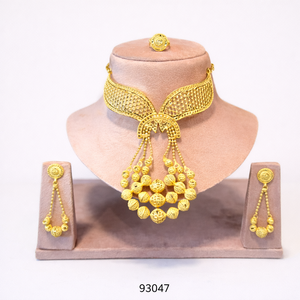 MOLL JEWELLERS - Conjunto de Lujo de Collar Largo de Oro Laminado de 24k con Zirconia, Pendientes y Anillo de Diseño para Mujer, Ideal para Bodas y Eventos Especiales, de Tercera Marca, a la Moda - Product Image 3