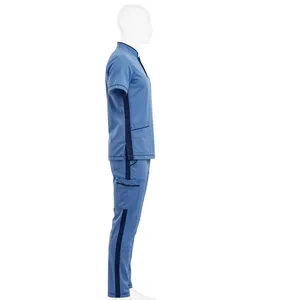 Conjunto de uniforme médico unisex azul con blusa de manga corta con bolsillos y pantalones con cordón, transpirable, 100% poliéster, con detección de agujas, en stock - Product Image 3