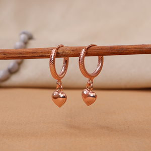 Art Palace ER124 Boucles d'oreilles clous en forme de cœur plaqué or naturel élégant avec serti clos romantique pour femme, pour anniversaire et occasions spéciales - Product Image 1