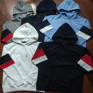 Fardos de Ropa Variada al por Mayor, Fardos de Ropa, Liquidación de Existencias de Ropa, Descuento de Fábrica, Ropa Variada al por Mayor, Sudaderas con Capucha de Moda Masculina - Product Image 1