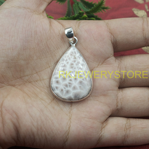 จี้รูปหยดน้ำลาริมาร์สีชมพูธรรมชาติ เงินแท้ 925 งานแฮนด์เมด เครื่องประดับพลอยมินิมอล สร้อยคอของขวัญสำหรับผู้หญิง สำหรับพี่สาว - Product Image 4