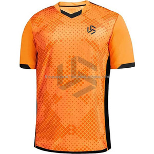 เสื้อฟุตบอลโพลีเอสเตอร์ผสมสแปนเด็กซ์ทันสมัย ออกแบบได้ตามต้องการ เนื้อผ้าระบายอากาศ ชุดกีฬา พร้อมชื่อทีมและหมายเลข - Product Image 6