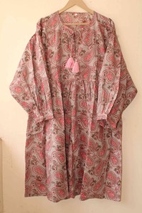 Vestido midi bohemio para mujer, de algodón puro, con estampado paisley, cuello con lazo de borlas y mangas abullonadas - Product Image 2