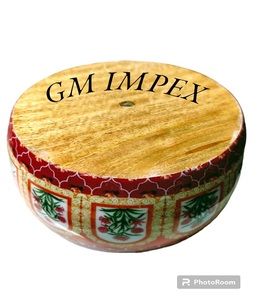 Bol à salade en bois d'acacia écologique de 9.5 pouces fait à la main bols à fruits gravés de vente chaude pour la décoration intérieure et les enseignes murales GM Impex - Product Image 2
