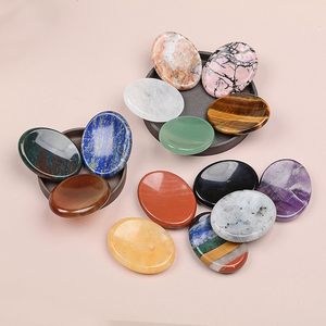 Piedra de Cuarzo Transparente Natural Tallada a Mano en Forma Ovalada, Piedra de Meditación Pulida para el Pulgar, Regalo, Decoración del Hogar - Product Image 5
