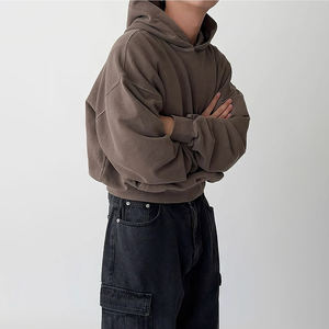 Vente flash : sweat à capuche court pour homme 100% coton 450 g/m², coupe ample, design personnalisé avec logo, coupe carrée - Product Image 4