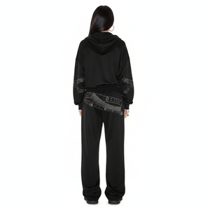 Ensemble de survêtement décontracté orné de strass pour un usage quotidien – Sweat à capuche et pantalon de survêtement brillants de qualité supérieure - Product Image 2