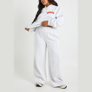 Conjunto de Sudadera con Capucha y Pantalones Blancos para Mujer, Talla Grande, Corte Holgado Informal, Color Sólido, con Logotipo Estampado en la Parte Delantera - Product Image 1