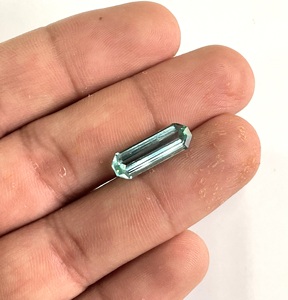 Piedra de Aguamarina Azul Natural de 3.40 Quilates con Corte Octogonal para la Elaboración de Joyería Fina - Product Image 3