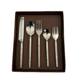 Vaisselle de haute qualité, manche rond martelé, acier inoxydable 202, ensemble de couverts personnalisés pour la table à manger et la maison - Product Image 1