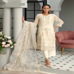 Indian and <b>Pakistani</b> Embroidery Work <b>Dresses</b> for Women <b>Eid</b> Sale Three Piece Viscose Salwar Kameez Saari - Product Image 4