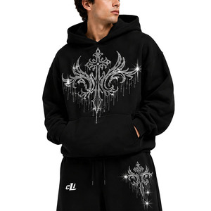 Survêtement tendance noir personnalisé avec strass, style gothique, pour homme, comprenant un sweat à capuche et un pantalon de survêtement oversize en molleton épais, vêtements de sport glamour - Product Image 2