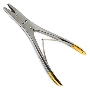 Alicates de punta plana n.º 1 TC para extracción de alambres, rectos, de 18 cm, de acero inoxidable, aprobados para ortopedia y cirugía. - Product Image 1