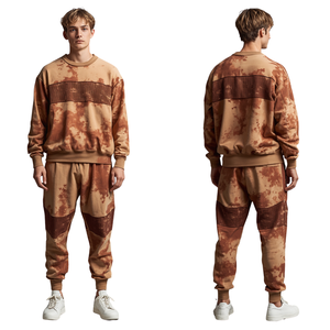 Conjunto Deportivo para Hombre, Lavado Ácido, Estilo Desgastado, Color Naranja Oxidado, Talla Grande, Paneles Acanalados, Tejido de Punto - Product Image 1