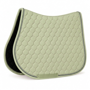 Manta de Montar Acolchada Verde Oliva con Forro de Malla y Ribete Rosa para Protección del Caballo - Product Image 4