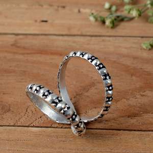 SHYAM JEWELRS Anillo de Lujo Unisex de Plata 925 Texturizada para Artritis |   Diseño tribal oxidado con cuentas |   Articulador de Pulgar Ajustable - Product Image 4