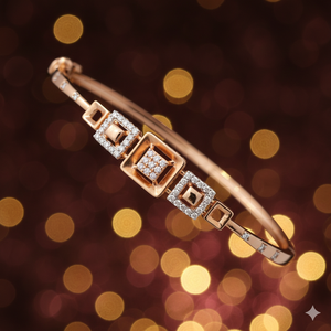 Bracelet à breloques délicat en or rose 18 carats - Product Image 3