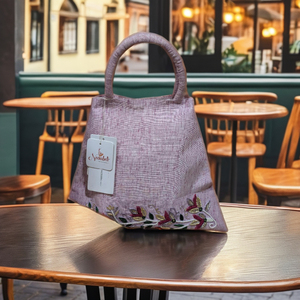 Bolso Tote de Algodón Hecho a Mano con Bordado Floral Amarillo de STUDIO N |   Bolso de Mano de Moda para Mujer, Duradero y de Alta Calidad |   Elegante y Reutilizable - Product Image 1