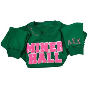 เสื้อสเวตเชิ้ต AKA Miner Hall สีเขียวลายเชนิลล์ สำหรับผู้หญิง ปักลายตัวอักษรกรีก คอกลม พรีเมียม เสื้อทีมชมรม - Product Image 1
