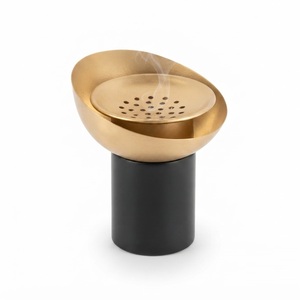 Brûleur à Bakhoor Moderne Minimaliste Arabe Mabkhara en Céramique Noir Mat pour Encens Oud, Idéal pour la Décoration de la Maison en Ramadan, Vente en Gros - Product Image 3