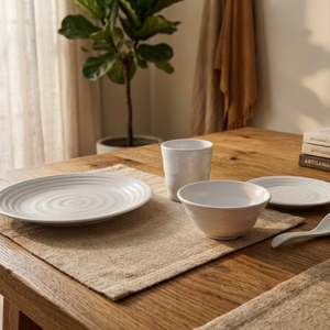 [สินค้าจากโรงงานโดยตรง] เรซิ่น PGT ผลิตในไต้หวัน ทนทานต่อการกัดกร่อน ชุดช้อนส้อมที่ทนทานและมีสไตล์: ถ้วย ชาม จาน ช้อน-สโนว์พีคไวท์ - Product Image 1