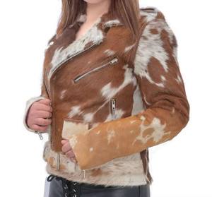 Chaqueta de Cuero Genuino de Pelo de Vaca Ultra Premium de Lujo para Mujer, Estilo Biker Occidental, Abrigo Corto Ajustado de Piel de Vacuno Marrón y Blanca - Product Image 4