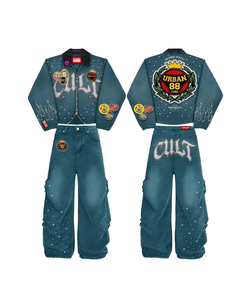 Ensemble t-shirt et pantalon en coton premium 240 GSM avec motif squelette, impression noire phosphorescente, logo personnalisé, style streetwear, pour femmes - Product Image 3