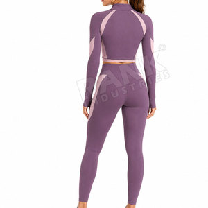 Conjuntos de Yoga Transpirables de 3 Piezas al por Mayor, Conjuntos de Yoga para Mujer de Venta Caliente con MOQ Bajo, Ajuste Cómodo, Nuevo Diseño - Product Image 4