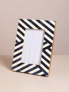 Marco de Fotos de Resina y Madera Hecho a Mano para Decoración del Hogar y la Oficina, Idea de Regalo Económica para Navidad - Product Image 6