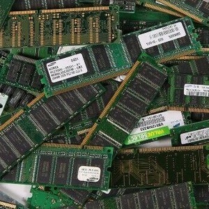 Memorias RAM para Computadora Baratas con Contactos Dorados - Product Image 3