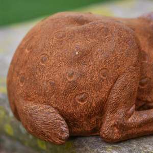 Sculpture de renne couché finition rouille, décoration de Noël, ornement de cerf antique, fournitures de jardin - Product Image 4