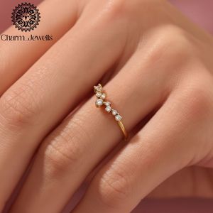 Bague de fiançailles Charm Jewells en moissanite taille coussin motif fleur, en argent 925, sertie à griffes, style classique pour femme, certifiée IGI, or 3g - Product Image 5