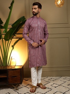 Ensemble kurta pyjama tendance pour homme en coton brodé miroir, idéal pour les mariages traditionnels indiens et pakistanais - Product Image 3