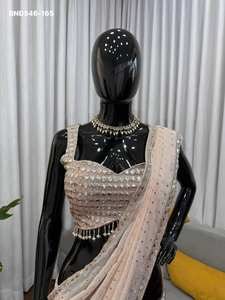 Lehenga Saree Tradicional Indio de Estilo Moderno y Atractivo, en Foux Gorgette con Bordado de Hilo y Lentejuelas, a Precio de Mayoreo - Product Image 3