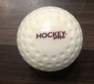 Balón de Hockey sobre Césped de PU/PVC de Alta Calidad, 160g, Tamaño Oficial, Logotipo Personalizado Impreso, Balón de Entrenamiento y Partido para Adultos, Fabricante OEM - Product Image 3