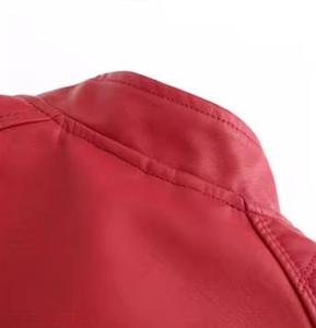 Blouson de moto unisexe en cuir PU rouge respirant avec logo frontal, col montant, fermeture éclair, coupe ajustée, longueur standard, style hiver - Product Image 5