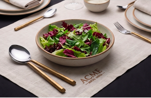 Juego de servidores de ensalada Horizon con mango dorado mate de diseño moderno, acero inoxidable plateado espejo, adecuado para eventos domésticos y catering. - Product Image 6