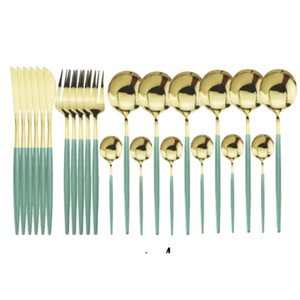 Juego de Cubiertos Modernos con Acabado Verde Mate y Detalles en Dorado, Juego de Cuchillos, Tenedores y Cucharas de Acero Inoxidable de Primera Calidad, Elegante Vajilla para Bodas - Product Image 4