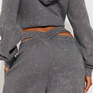 Custom Logo Breathable Anti-Wrinkle 100% Cotton Loose Fit Straight Leg Sweatpants with Drawstring Closure Side Strips for Men - Product Image 4