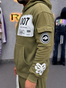 Sweat-shirt à capuche zippé vert olive pour homme, coupe oversize, style streetwear, en molleton bouclette 100% coton, couleur unie, logo embossé sur la manche gauche - Product Image 6