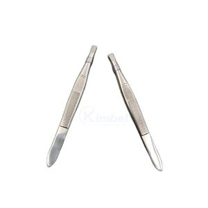 Pinza para Cejas Plateada Mate con Punta Inclinada de Acero Inoxidable, Depiladora Profesional OEM - Product Image 5