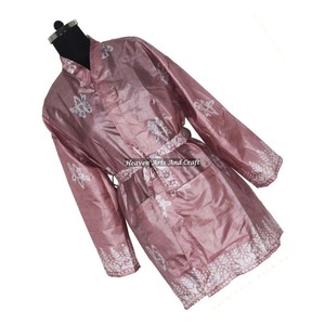 KS014 Hermoso Kimono Vintage de Seda Pura, Bata Corta con Doble Bolsillo, Bata de Noche para Mujer, Kimono Sari Vintage de Verano - Product Image 4