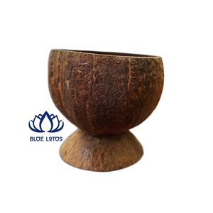 กระถางเปลือกมะพร้าวแกะสลักลายพิเศษขายดีที่สุด |   งานฝีมือรักษ์โลกสำหรับตกแต่งโต๊ะ - Product Image 1