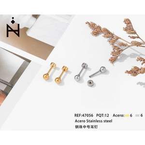 Orecchini a perno medi con sfera in acciaio Zi, gioielli alla moda in acciaio inossidabile - Product Image 3